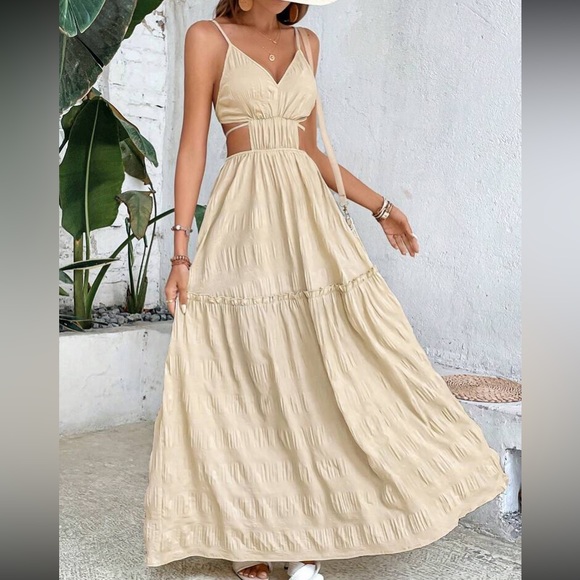 Boho backless open back ruffle hem dress - Picture 6 of 8